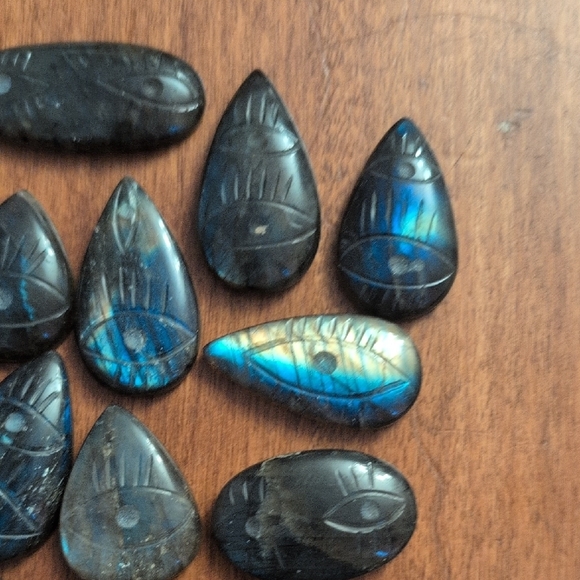 Blue Labradorite Cabochons - Picture 2 of 8